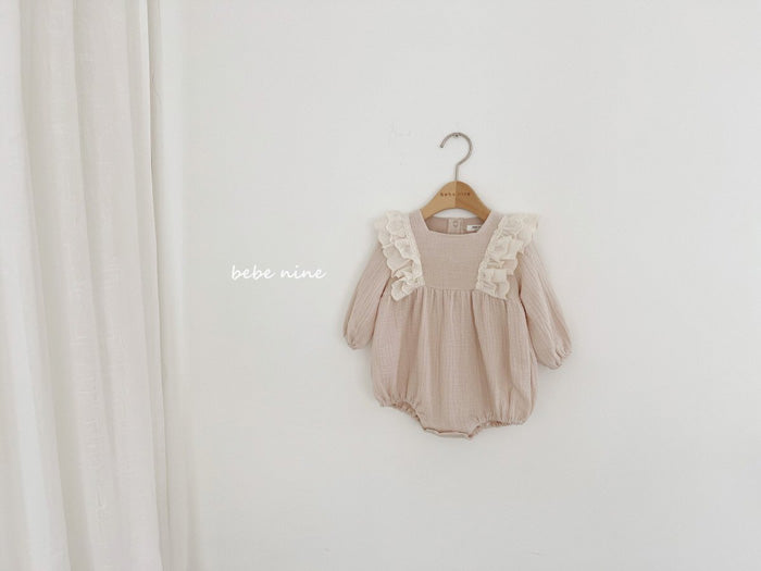 BEBENINE Bloomette Lace Muslin Romper